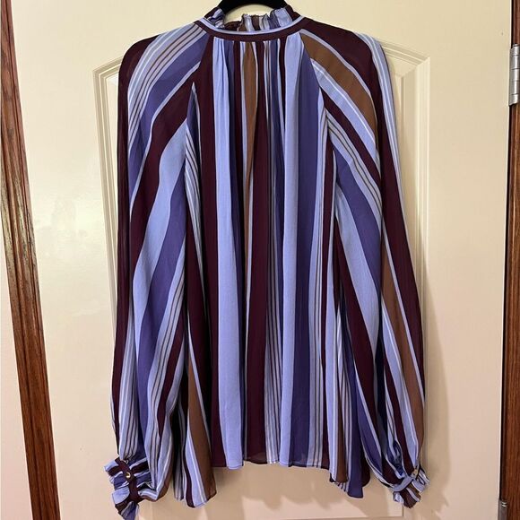 NWT BANANA REPUBLIC Balloon-Sleeve Top Purple Women’s Size Medium Tall - Picture 4 of 8